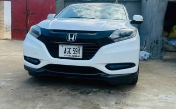 Honda Vezel 2014 for Sale in Pakistan – Full Genuine Import with No Touching